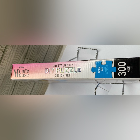 Disney Minnie Mouse Crystalize It! Puzzle / Diamond Art Design 300 piece set - Picture 6 of 6